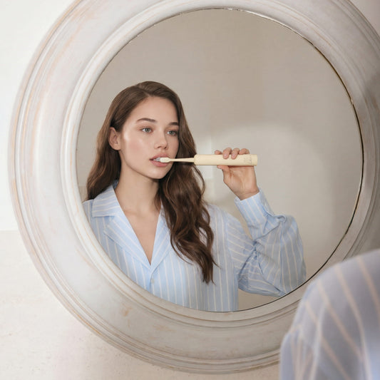 A Kinder Clean: Why This Electric Toothbrush Uses a 30° amplitude to Protect Your Gums